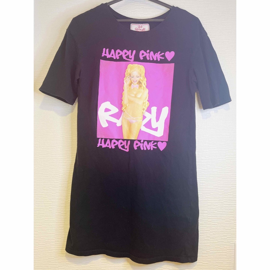 Rady(レディー)のRady  ワンピース　Tシャツワンピース　Tシャツ  レディー レディースのワンピース(ひざ丈ワンピース)の商品写真