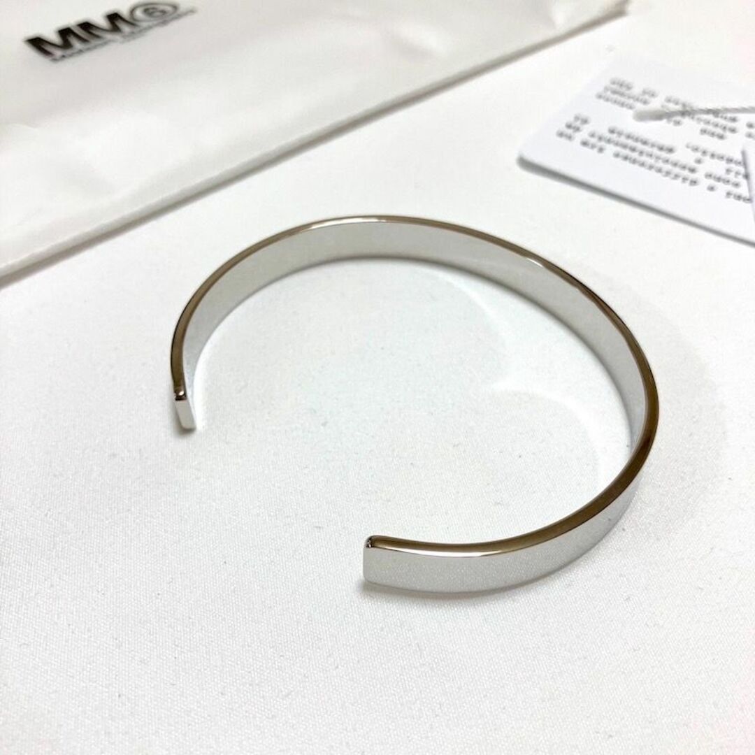 新品 5 23ss マルジェラ MM6 ブランドロゴ カフブレスレット 4845