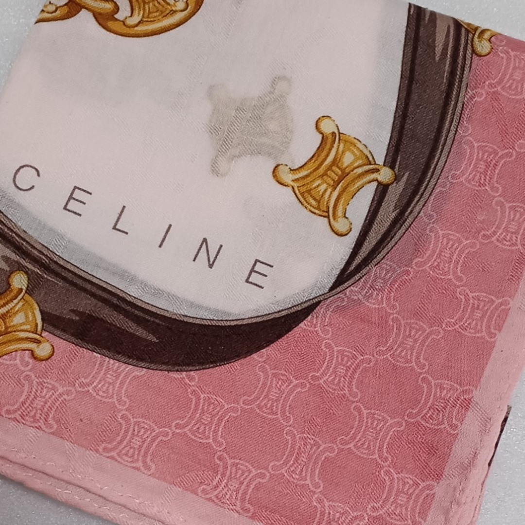 celine(セリーヌ)の値下げ📌【中古】セリーヌ☆大判ハンカチーフ58×58 レディースのファッション小物(ハンカチ)の商品写真