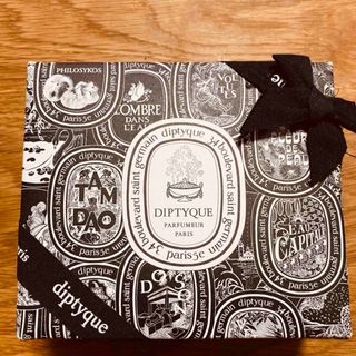 ディプティック(diptyque)のカタール航空アメニティセット　diptyque(旅行用品)