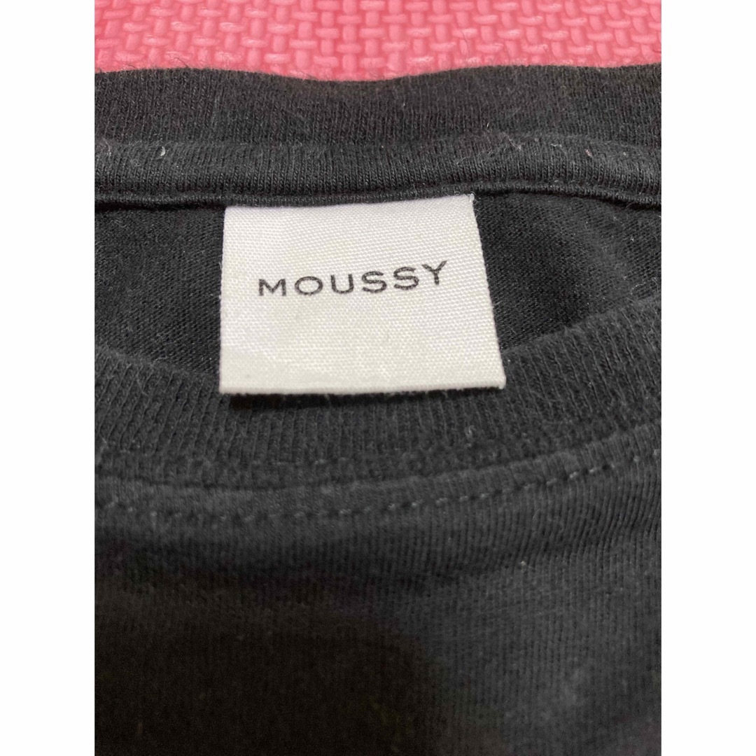 moussy(マウジー)のmoussy  マウジー　レディース　Tシャツ レディースのトップス(Tシャツ(半袖/袖なし))の商品写真