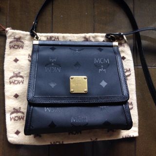 エムシーエム(MCM)のMCM ショルダーバッグ(ショルダーバッグ)