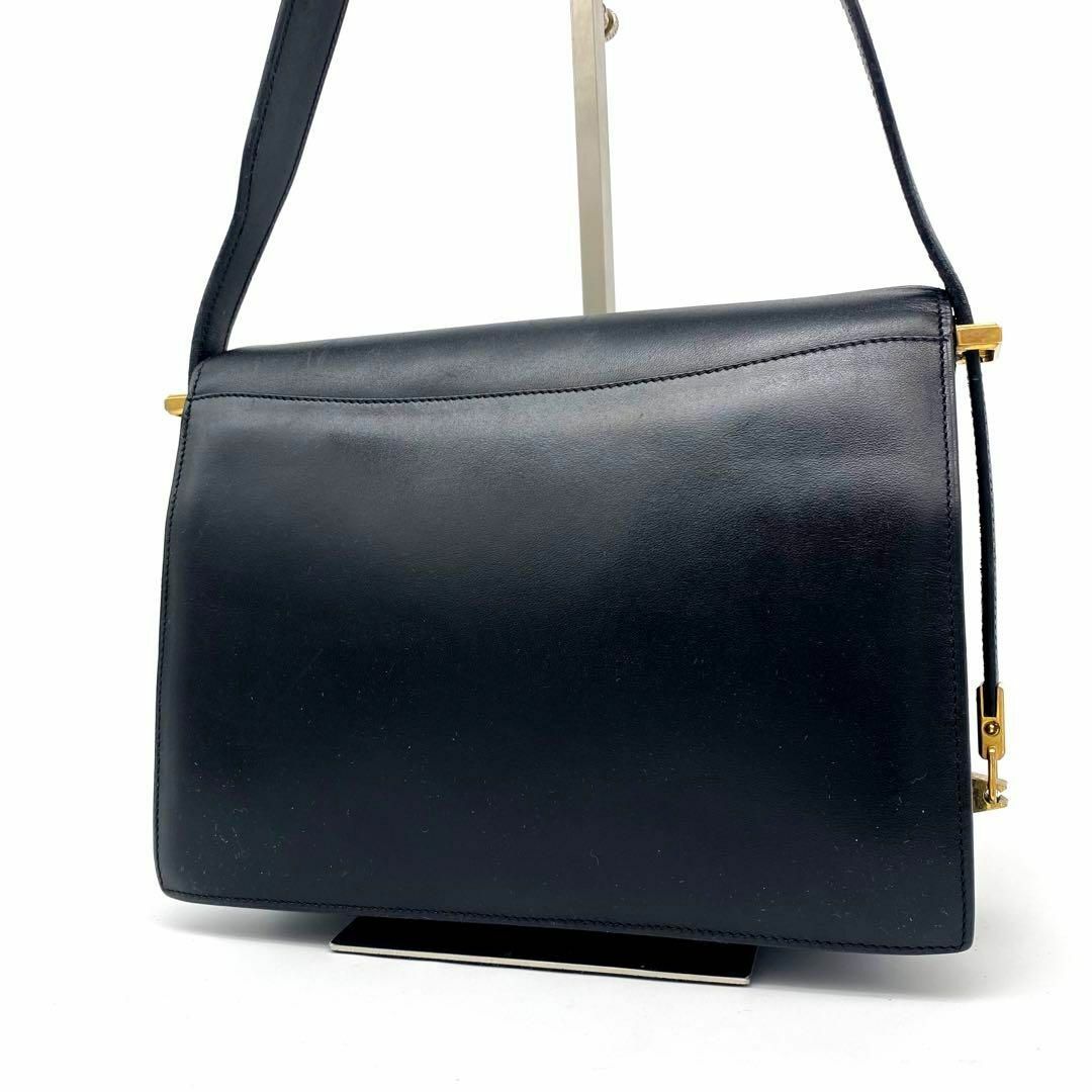 美品】celine ワンショルダー 肩掛け エレガント 馬車 ロゴ 金具 金黒
