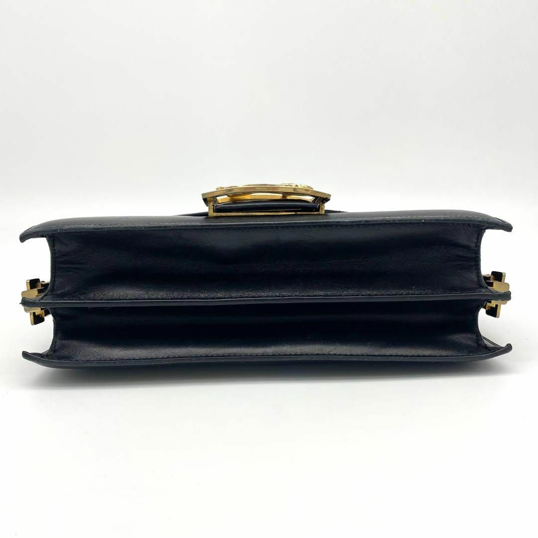 美品】celine ワンショルダー 肩掛け エレガント 馬車 ロゴ 金具 金黒