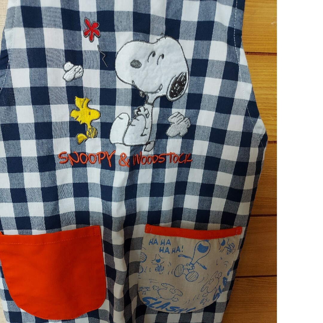 SNOOPY(スヌーピー)のスヌーピー　エプロン　子供用 キッズ/ベビー/マタニティのキッズ服女の子用(90cm~)(その他)の商品写真