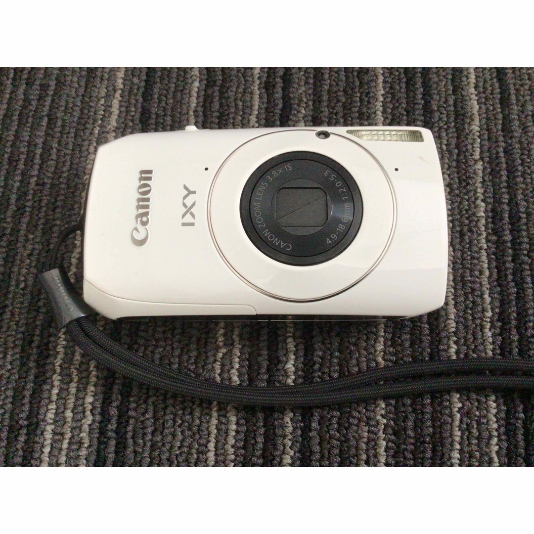 Canon(キヤノン)のCanonデジカメ スマホ/家電/カメラのカメラ(コンパクトデジタルカメラ)の商品写真