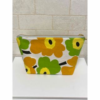 マリメッコ(marimekko)のマリメッコ　ポーチ　ハンドメイド(ポーチ)