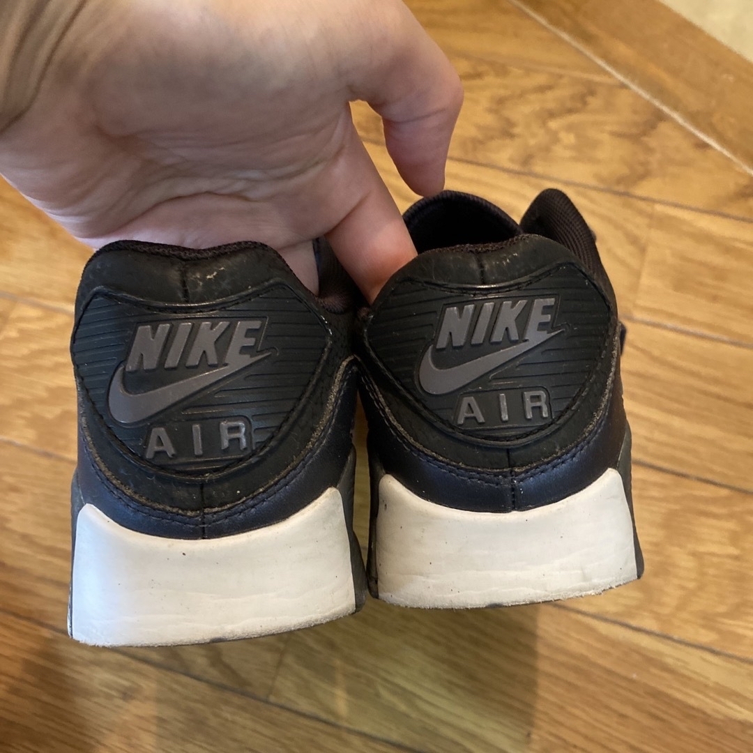 NIKE(ナイキ)のNIKE エアマックス　22.5㎝ キッズ/ベビー/マタニティのキッズ靴/シューズ(15cm~)(スニーカー)の商品写真