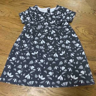 ザラキッズ(ZARA KIDS)のZARA baby ザラ 花柄　ワンピース サイズ  98  2〜3y(ワンピース)