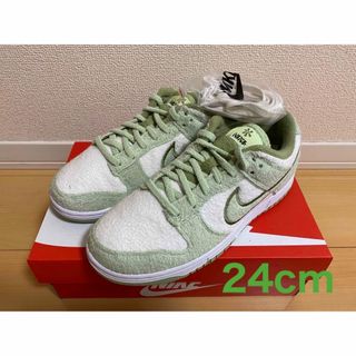 ナイキ(NIKE)のウィメンズ ダンク ローカット ハニーデュー グリーン/ホワイト 24cm(スニーカー)