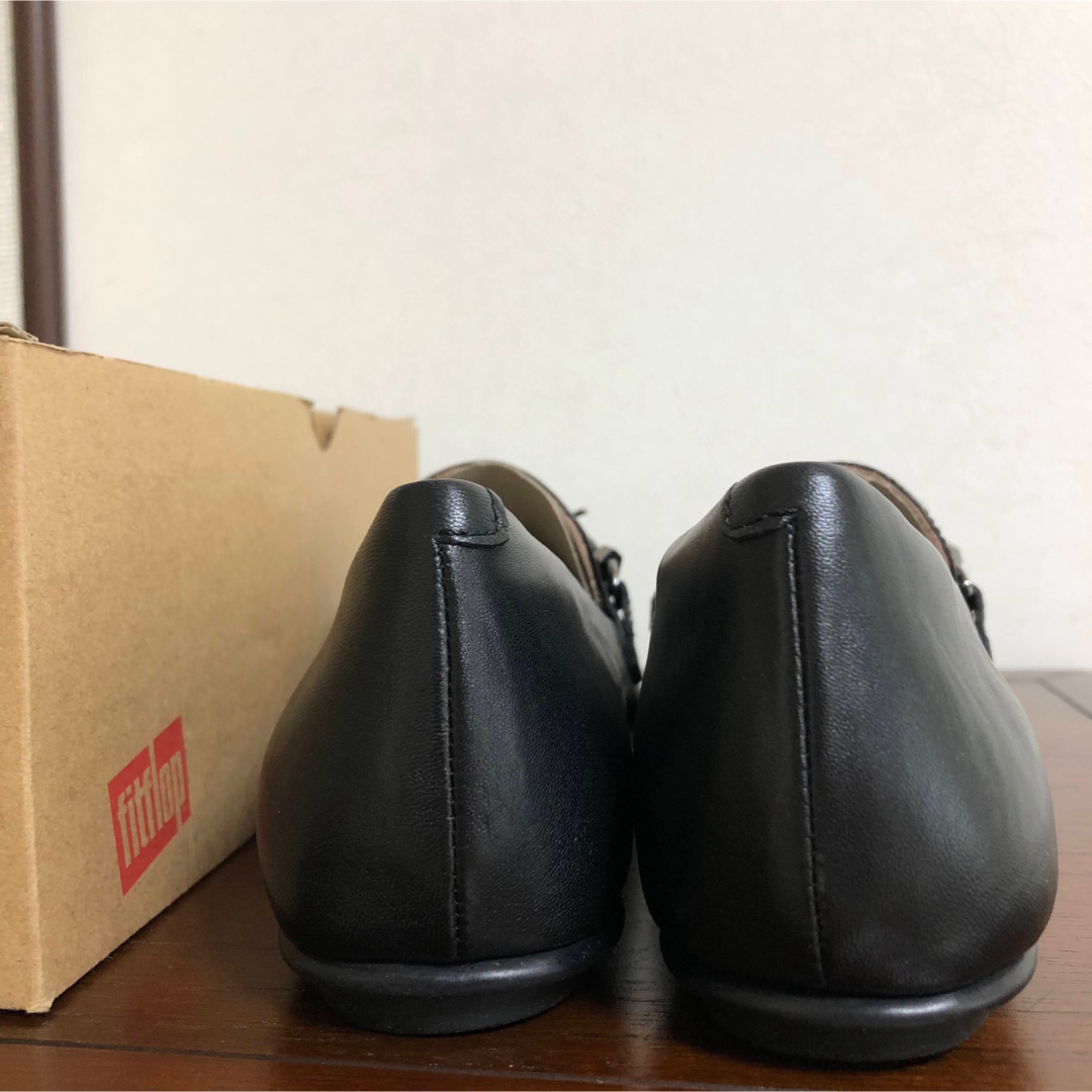 fitflop(フィットフロップ)の新品　フィットフロップ　コンフォートシューズ　黒　fitflop レディースの靴/シューズ(ローファー/革靴)の商品写真