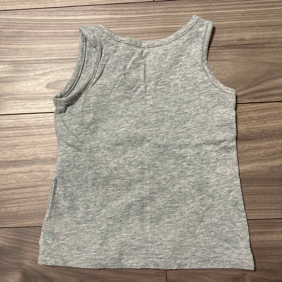 babyGAP(ベビーギャップ)のbabyGAP 90cm トップス キッズ/ベビー/マタニティのキッズ服女の子用(90cm~)(Tシャツ/カットソー)の商品写真