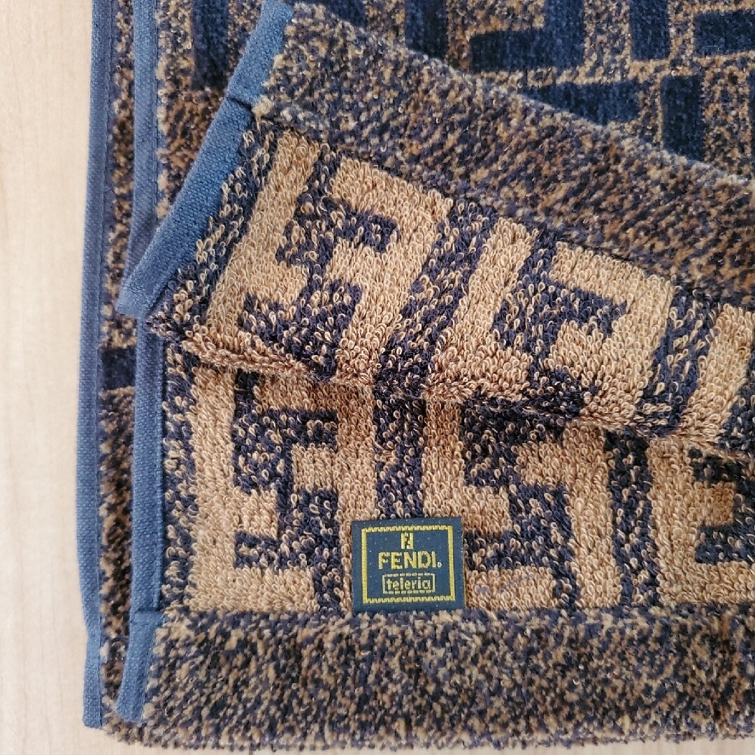 FENDI バスタオル FENDI バスタオル