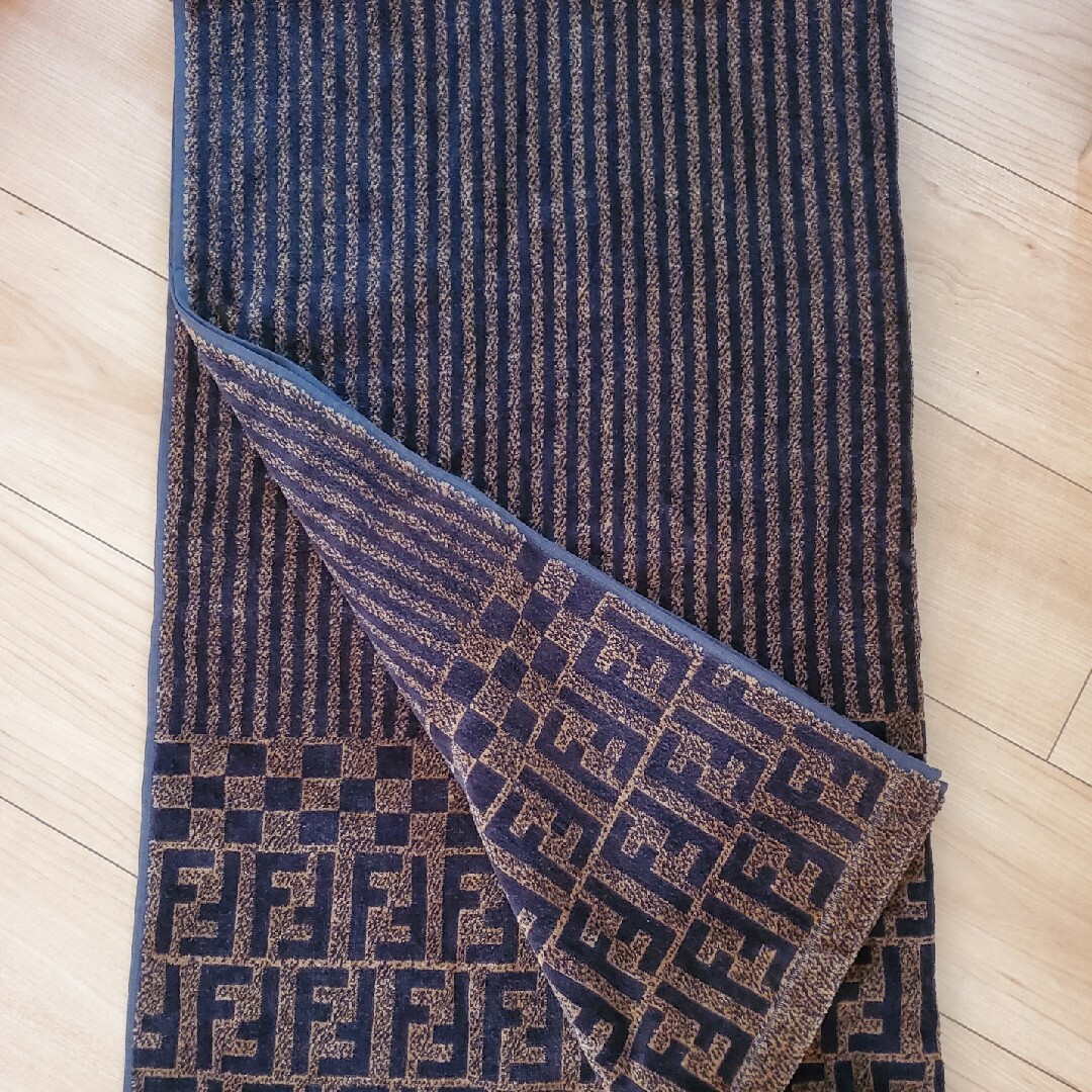 FENDI バスタオル FENDI バスタオル