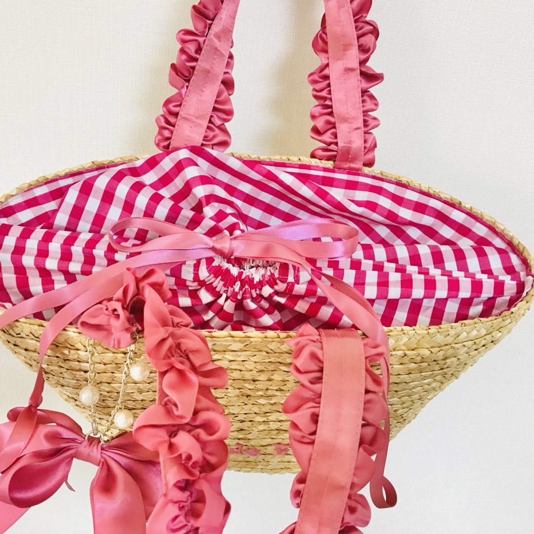Maison de FLEUR 新品 Maison de FLEUR メゾンドフルール カゴバッグ チャーム付きの通販 by yuki メゾンドフルール☆カゴバック☆チャーム付き
