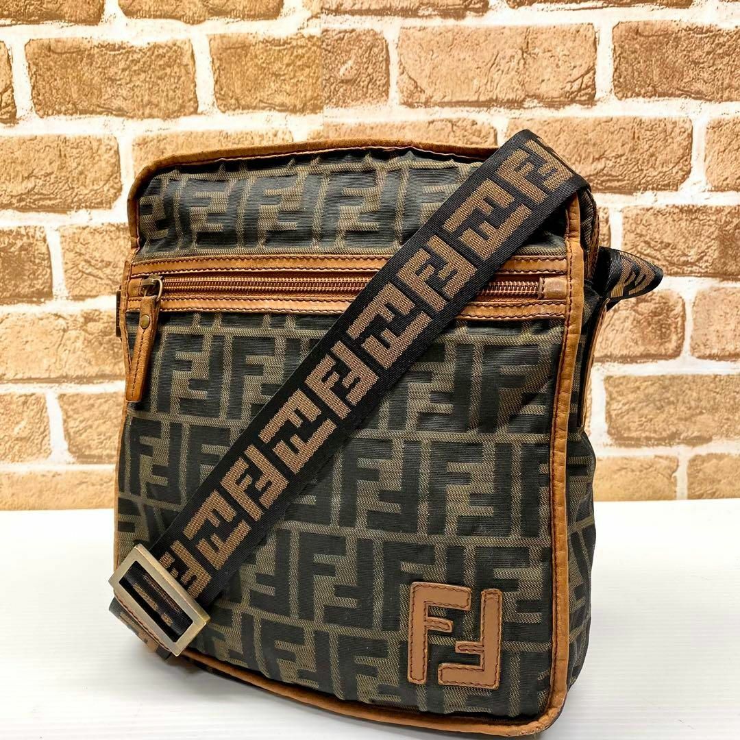 FENDI ズッカ ショルダーバッグ 6265ショルダーバッグ