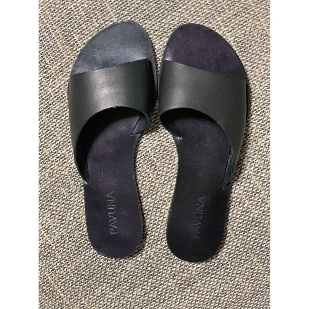 PAVLINA(パブリナ）　革サンダル　ブラック レディースの靴/シューズ(ビーチサンダル)の商品写真