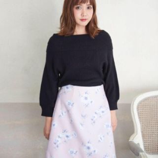 マジェスティックレゴン(MAJESTIC LEGON)のマジェ*花柄台形スカート(ひざ丈スカート)