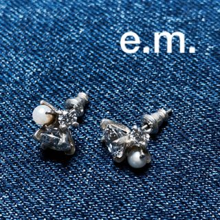 e.m. - e.m. ピアス パール ジルコニア 両耳 セットの通販 by つる ...