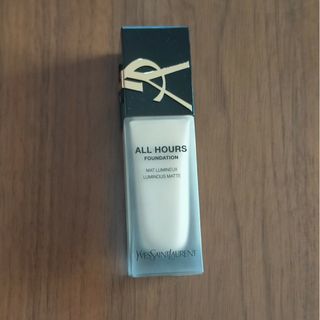 イヴサンローランボーテ(Yves Saint Laurent Beaute)のイヴ・サンローラン オールアワーズ リキッドファンデーション(ファンデーション)