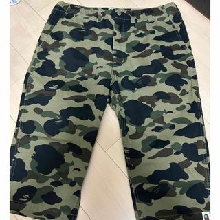 アベイシングエイプ(A BATHING APE)の激レアL！BAPEファーストカモクロップドパンツ緑(ショートパンツ)