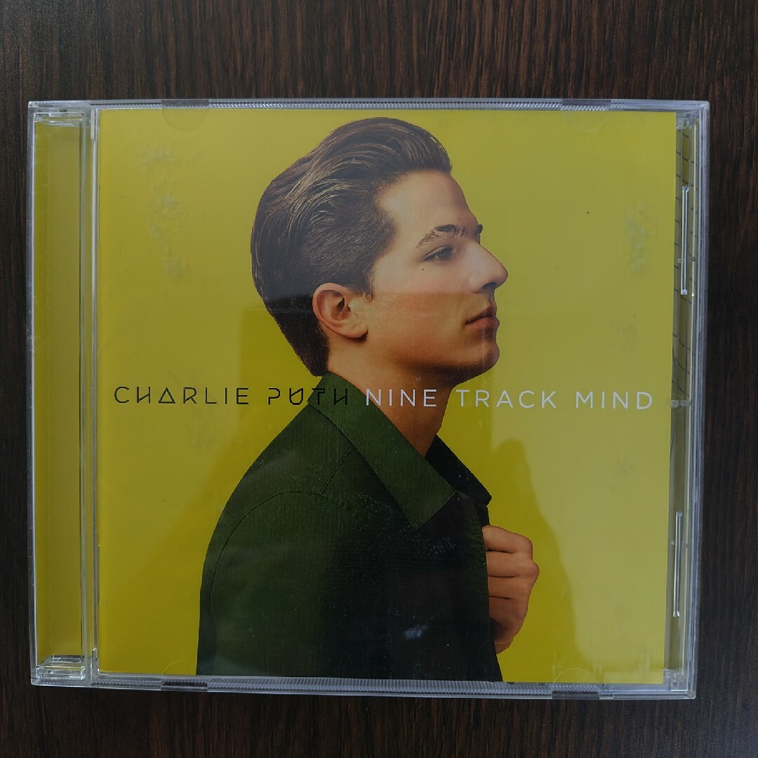 Charlie Puth NINE TRACK MIND エンタメ/ホビーのCD(ポップス/ロック(洋楽))の商品写真