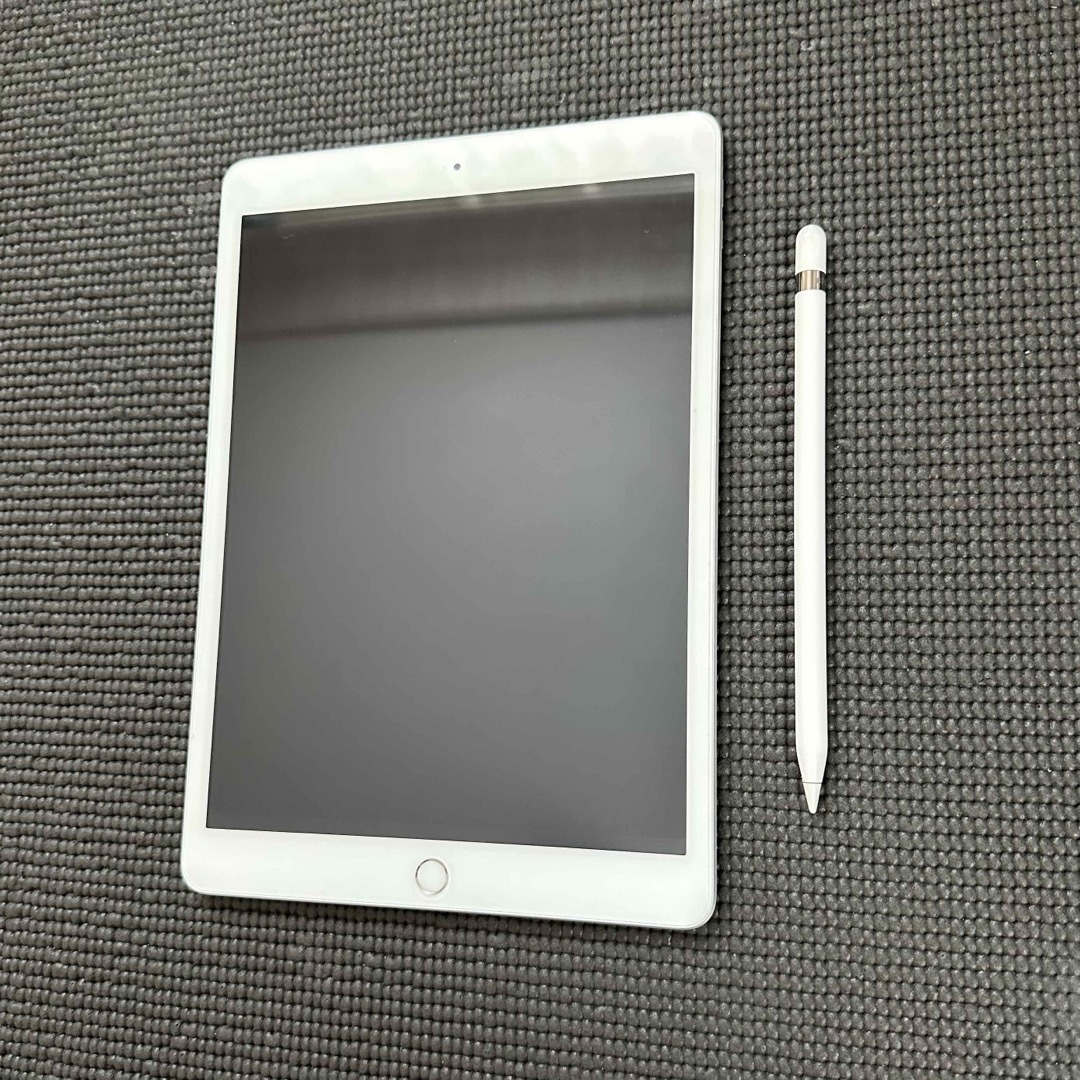 iPad第8世代(本体)+Apple pencil第1世代