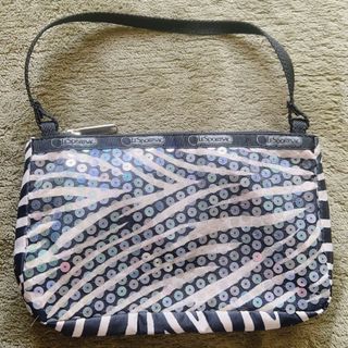 レスポートサック(LeSportsac)のレスポートサック　ゼブラ　スパンコール　ポーチ(ポーチ)