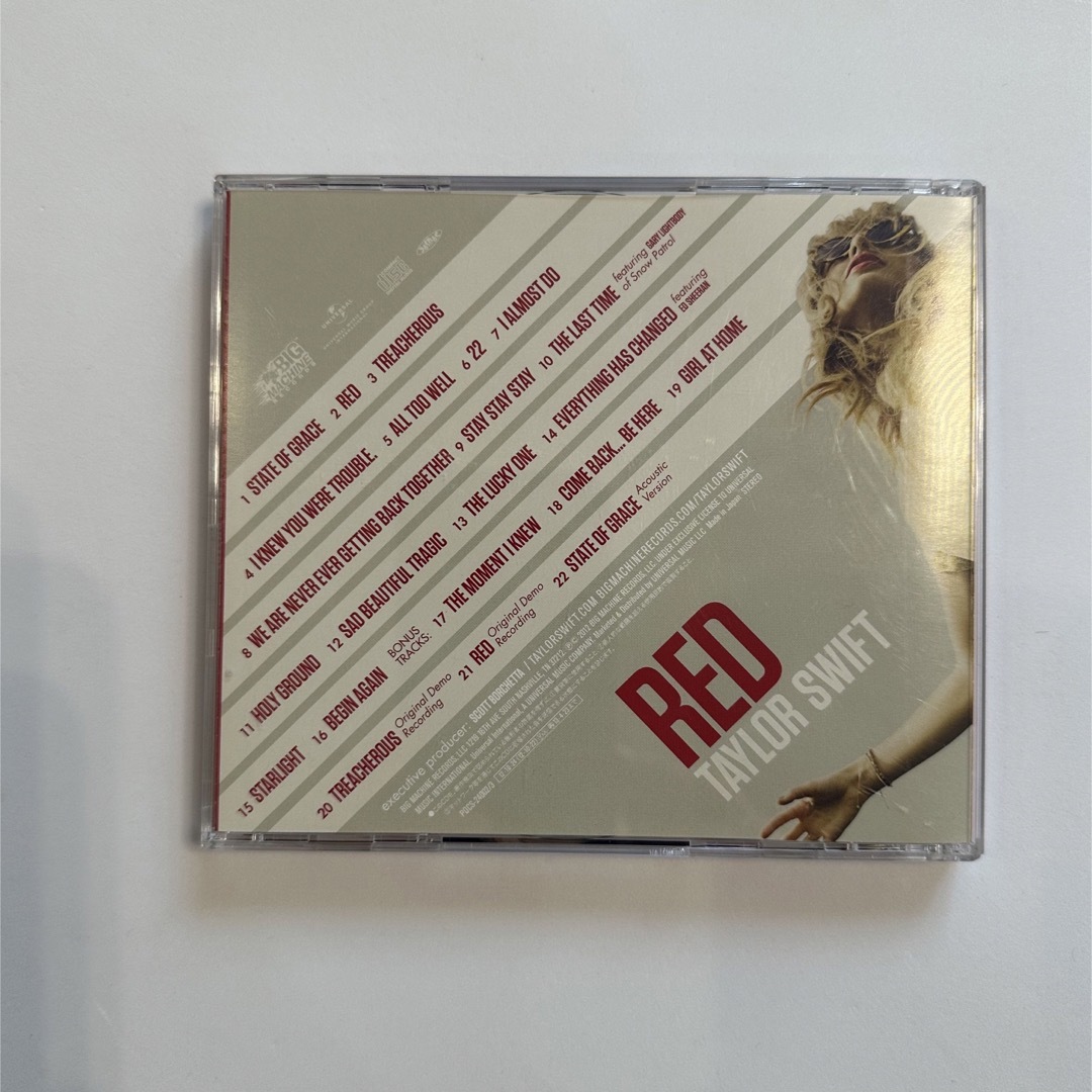 テイラー・スウィフト「RED」2枚組CD エンタメ/ホビーのCD(ポップス/ロック(洋楽))の商品写真