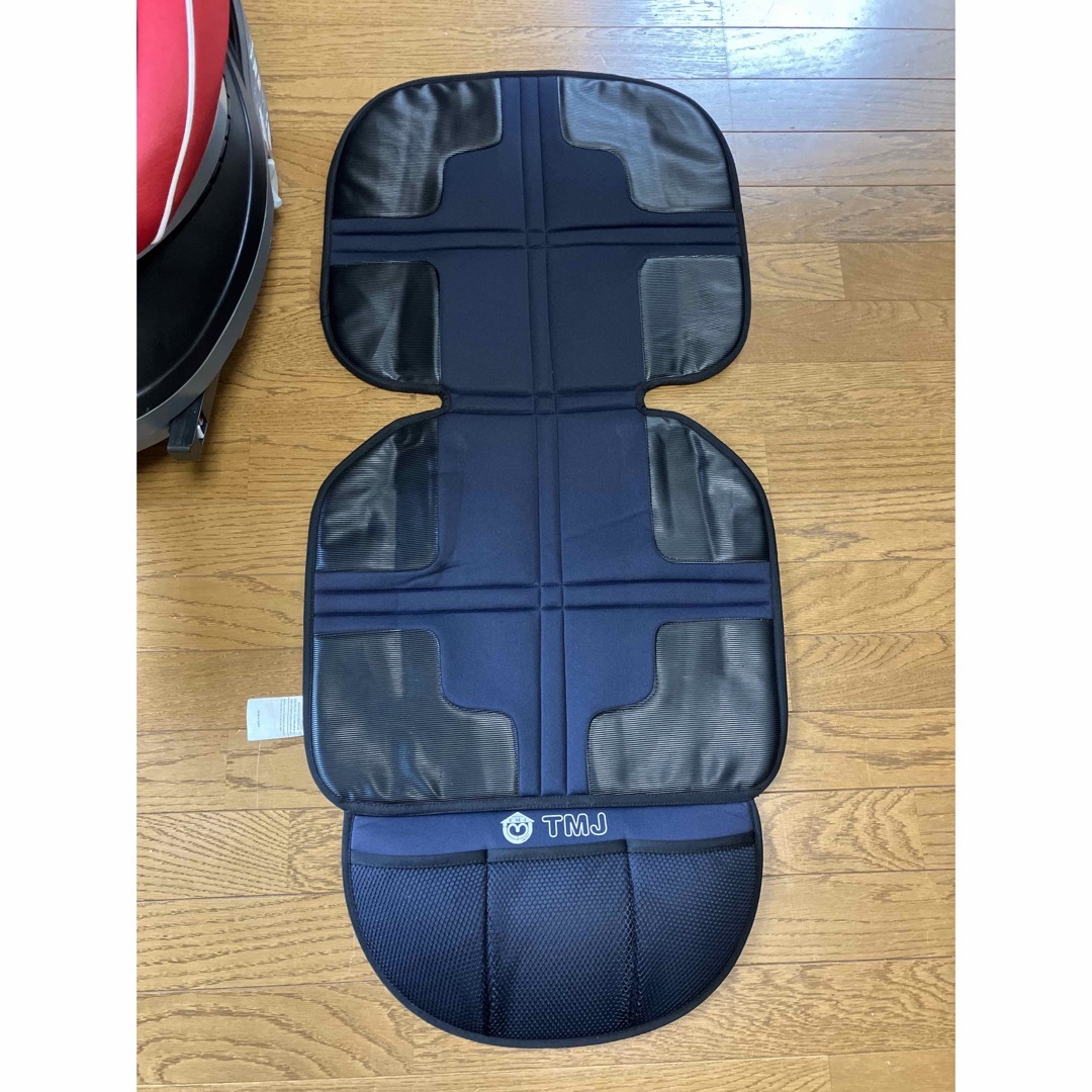 RECARO(レカロ)の【お値下げ】レカロスタートイクスISOFIX 汚れ防止シート付き　【匿名配送】 キッズ/ベビー/マタニティの外出/移動用品(自動車用チャイルドシート本体)の商品写真