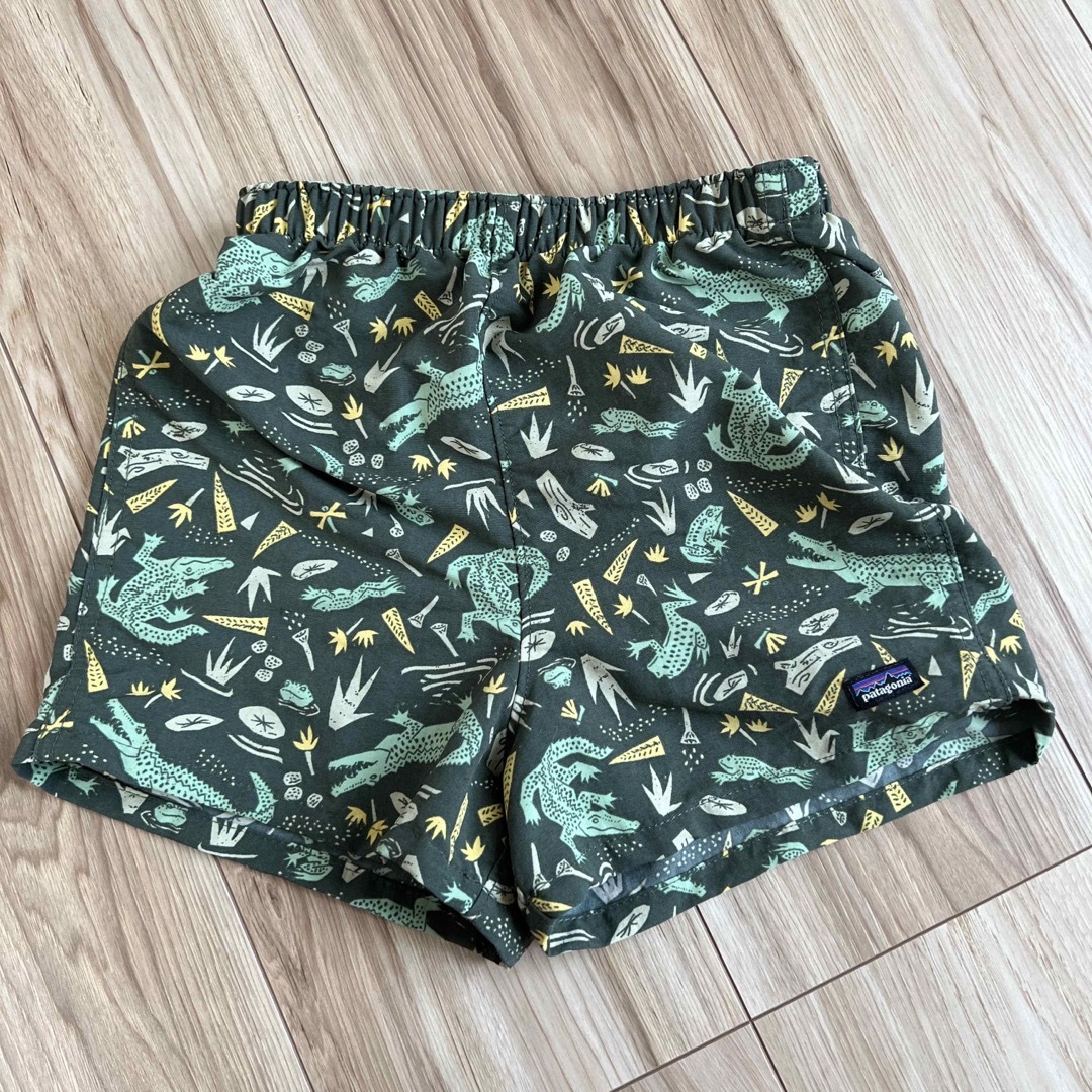Patagonia バギーズショーツ 5T ワニ柄 stuff.liu.se