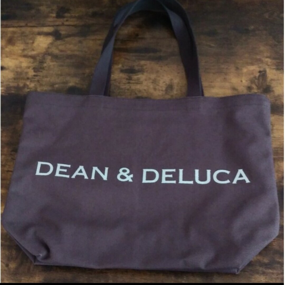 DEAN & DELUCA(ディーンアンドデルーカ)のディーンアンドデルーカ　チャリティートートバッグ レディースのバッグ(トートバッグ)の商品写真