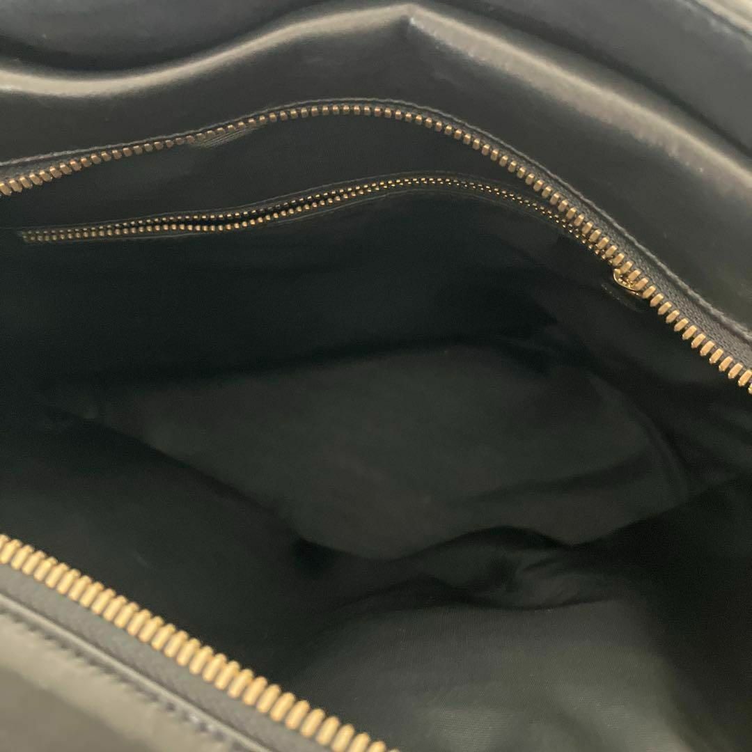 AKRIS(アクリス)のAKRISレザートートバッグ ブラック メンズのバッグ(トートバッグ)の商品写真