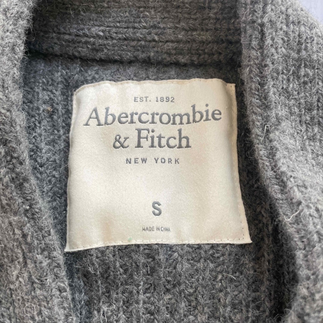 Abercrombie&Fitch(アバクロンビーアンドフィッチ)のAbercrombie&Fitch　ニットカーディガン メンズのトップス(カーディガン)の商品写真