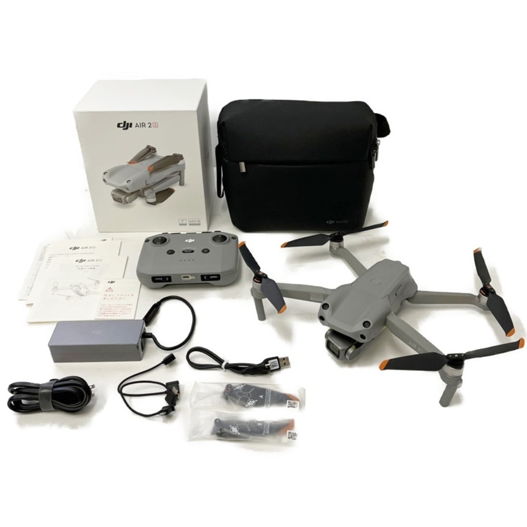 ◆◆DJI  ドローン DJI DA2SUE1 Air 2s RCケーブル(MicroUSBコネクター)欠品・オプション(PGYTECH拡張ランディングギア・LEDヘッドランプ)付 DA2SUE1 エンタメ/ホビーのおもちゃ/ぬいぐるみ(ホビーラジコン)の商品写真