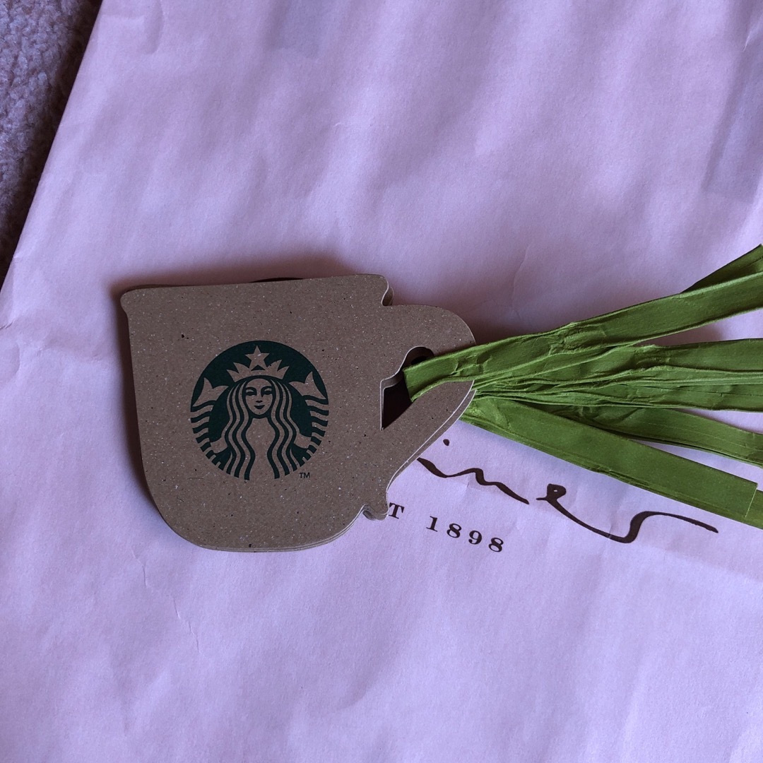 Starbucks Coffee(スターバックスコーヒー)のスタバ　ギフト　タグ　7枚 インテリア/住まい/日用品のオフィス用品(ラッピング/包装)の商品写真