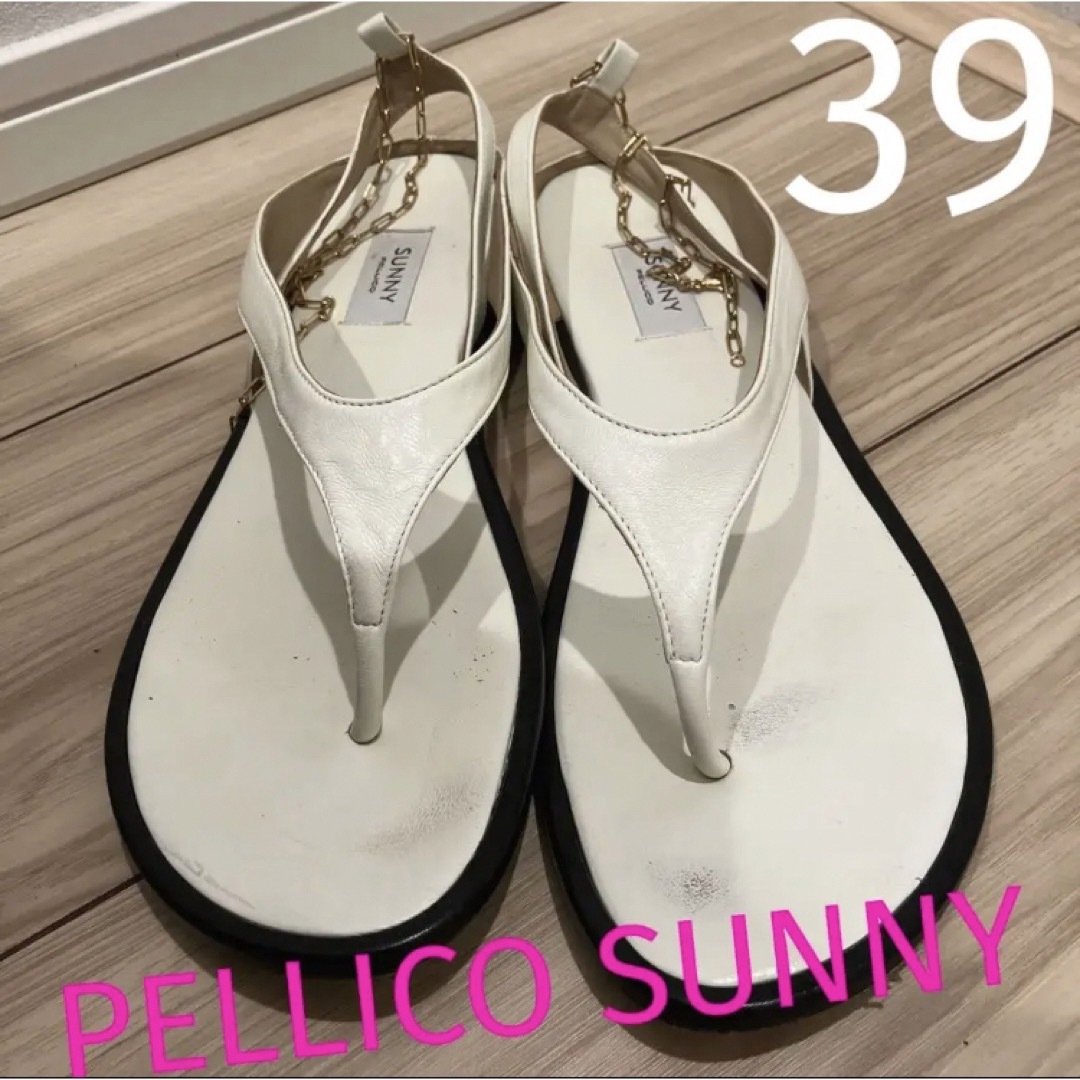 PELLICO SUNNY(ペリーコサニー)のPELLICO SUNNY  トングサンダル ホワイト チェーン　アンクレット レディースの靴/シューズ(サンダル)の商品写真