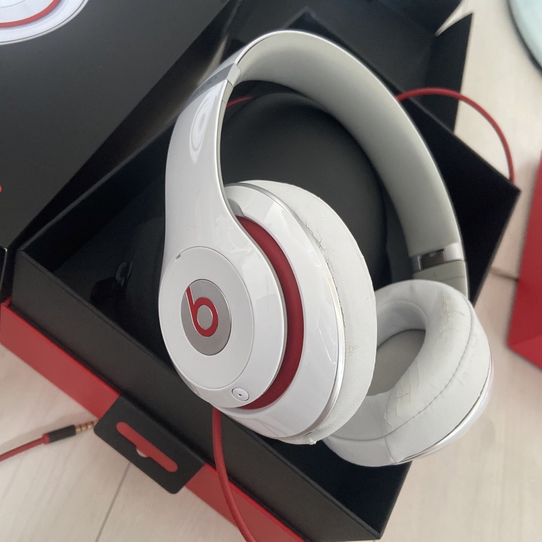 Beats(ビーツ)のbeats studio wireless スマホ/家電/カメラのオーディオ機器(ヘッドフォン/イヤフォン)の商品写真