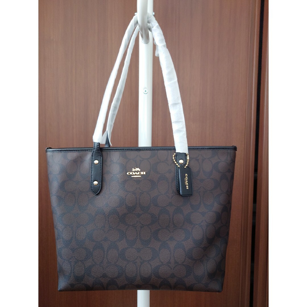 新品　コーチ COACH トートバッグ　シグネチャーコーチ