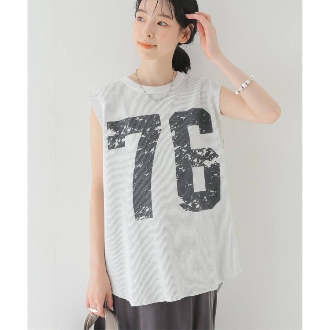 Plage(プラージュ)のPlage 22SS ワッフルナンバリングトップス ホワイト レディースのトップス(Tシャツ(半袖/袖なし))の商品写真