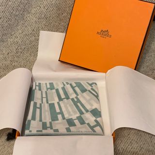 エルメス(Hermes)のエルメス　ハンカチ　新品未使用(ハンカチ/ポケットチーフ)