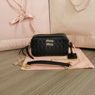 miumiu - ミュウミュウ MIU MIU ショルダーバッグ マテラッセレザー