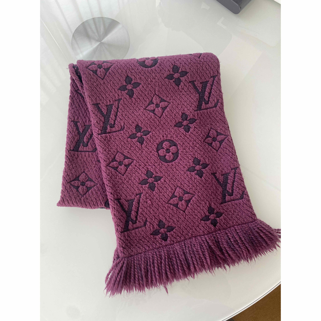ルイヴィトン LOUISVUITTONエシャルプ ロゴマニア マフラー 上品