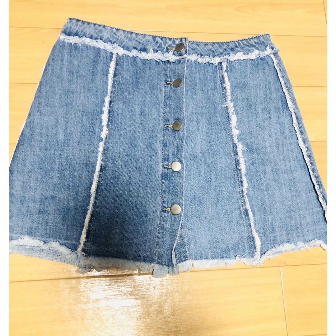 FOREVER 21(フォーエバートゥエンティーワン)のForever21デニムスカート レディースのスカート(ミニスカート)の商品写真