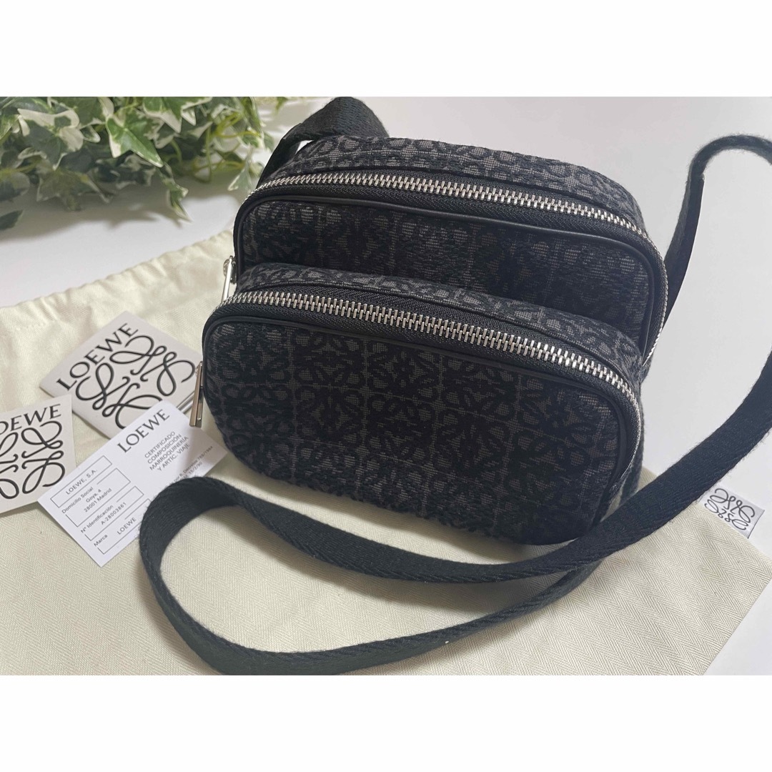LOEWE - ほぼ未使用ロエベ カメラバッグ ミニ ショルダーバッグ