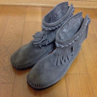 ミネトンカ(Minnetonka)のお値下げ！ミネトンカのフリンジブーツ(ブーツ)