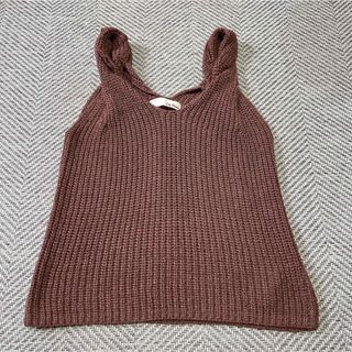 リリーブラウン(Lily Brown)の【美品】Lily brown　ねじり仕様ニットタンクトップ(タンクトップ)