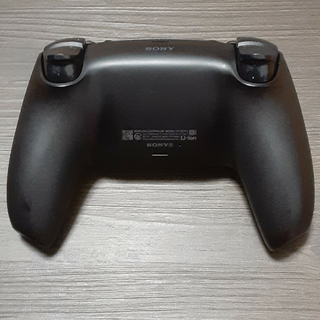 PlayStation(プレイステーション)のPS5 コントローラー　純正　デュアルセンス　DualSense エンタメ/ホビーのゲームソフト/ゲーム機本体(その他)の商品写真