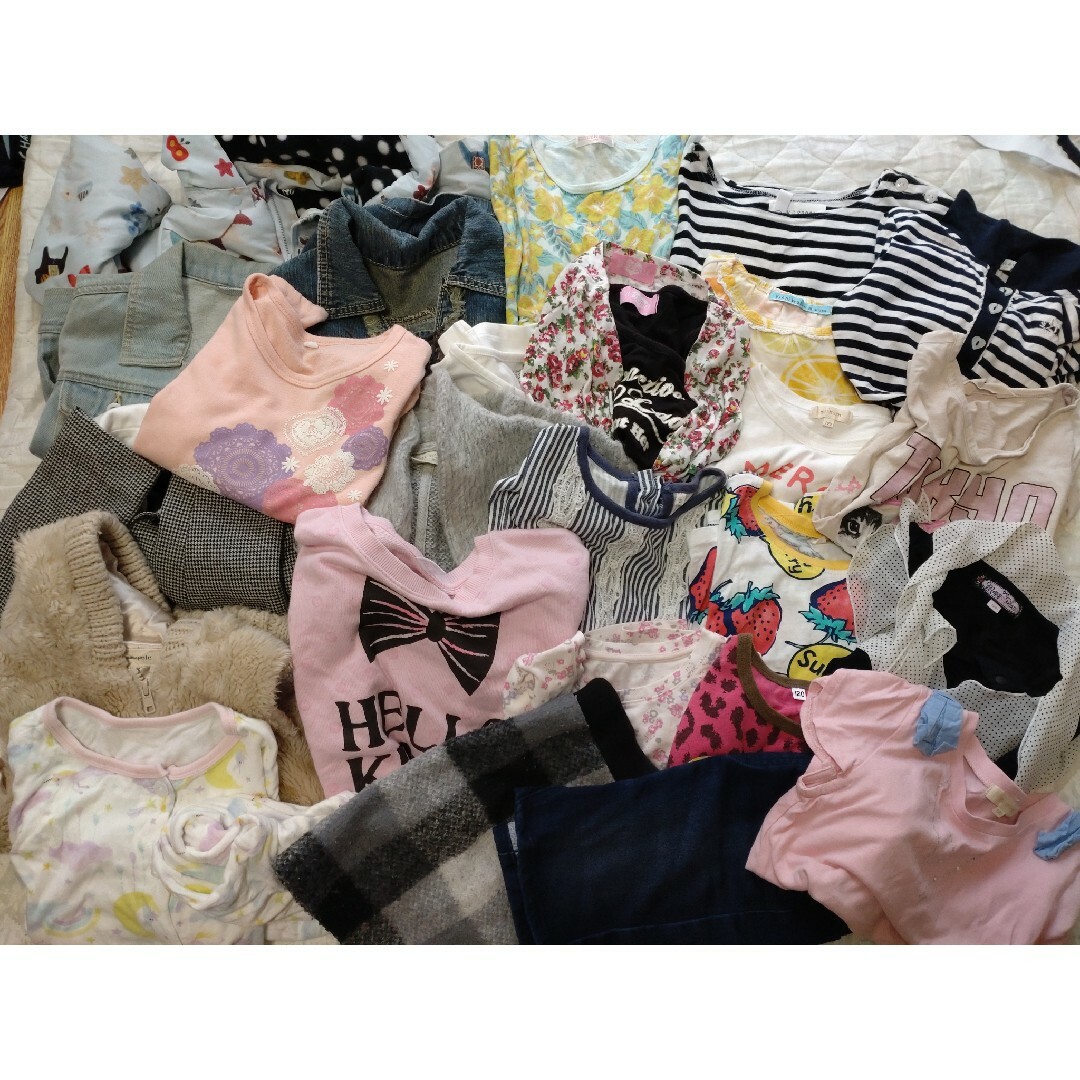 まとめ売り　25着　女の子　120 キッズ/ベビー/マタニティのキッズ服女の子用(90cm~)(Tシャツ/カットソー)の商品写真