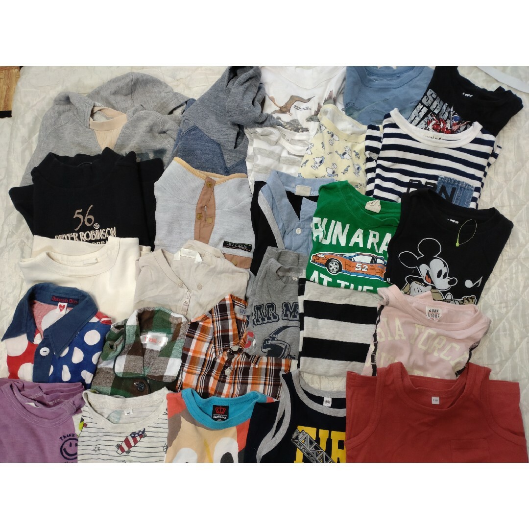 まとめ売り　35着　男の子　110 キッズ/ベビー/マタニティのキッズ服男の子用(90cm~)(Tシャツ/カットソー)の商品写真